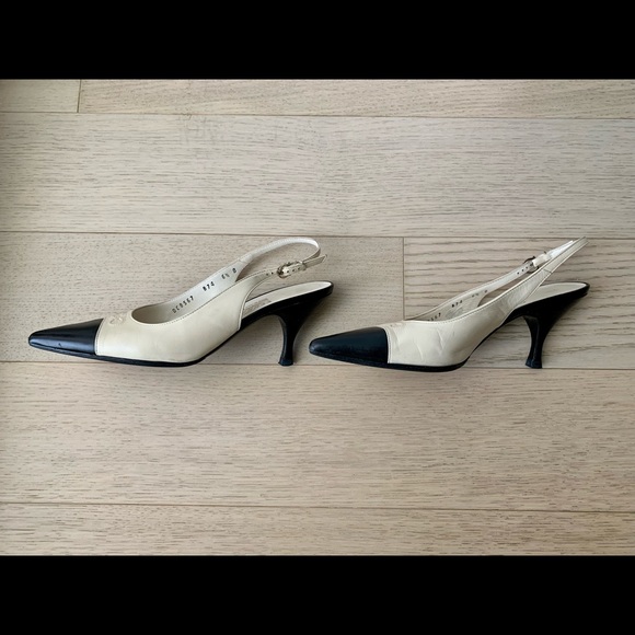 Salvatore Ferragamo Women's Heels Size 6.5 - Picture 2 of 10